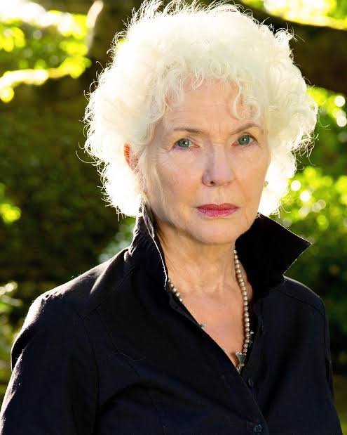 Fionnula Flanagan